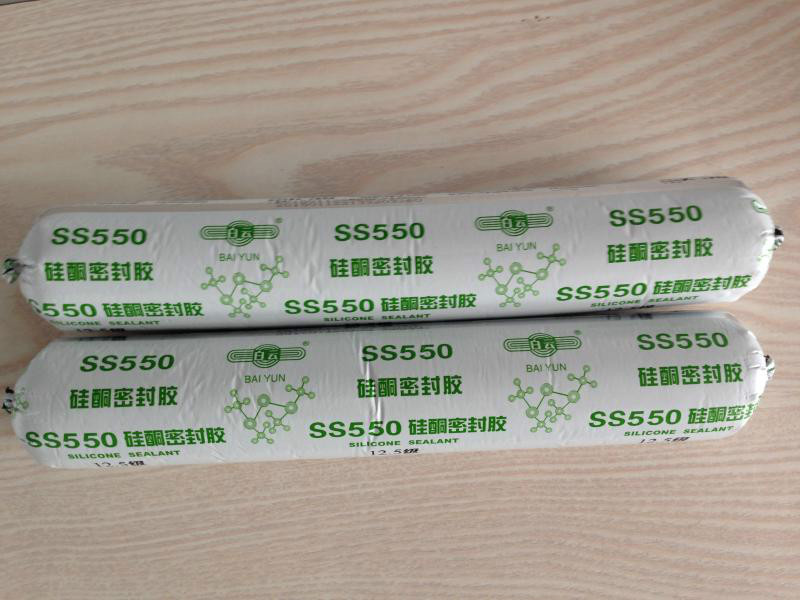 廣州白云SS550強(qiáng)效耐高低溫通用型門(mén)窗填縫密封膠 構(gòu)筑建筑密封的堅(jiān)固防線